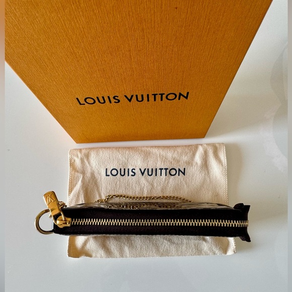 Louis Vuitton Mini Pochette Monogram - New with Box - M90597 Perfect Condition - Picture 16 of 17